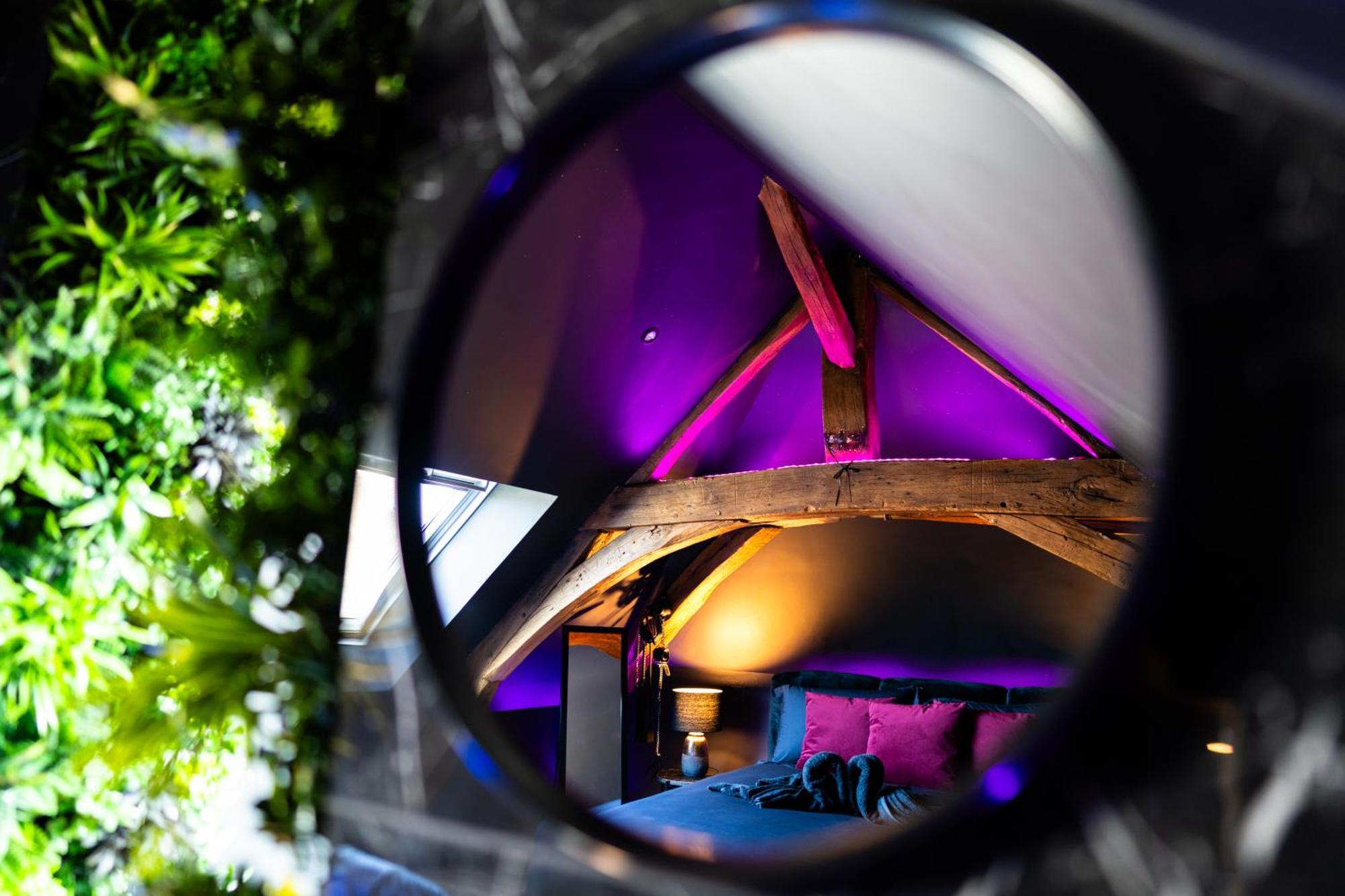 L'Evasion, Romantisme, Volupte & Jacuzzi Saumur Luaran gambar